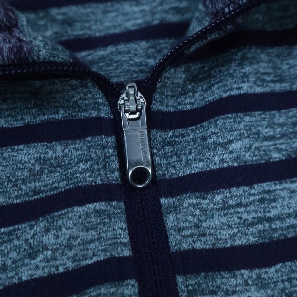 Lululemon Men's Surge Warm 1/4 Zip Pullover Yachtie Stripe Heathered Purple XL